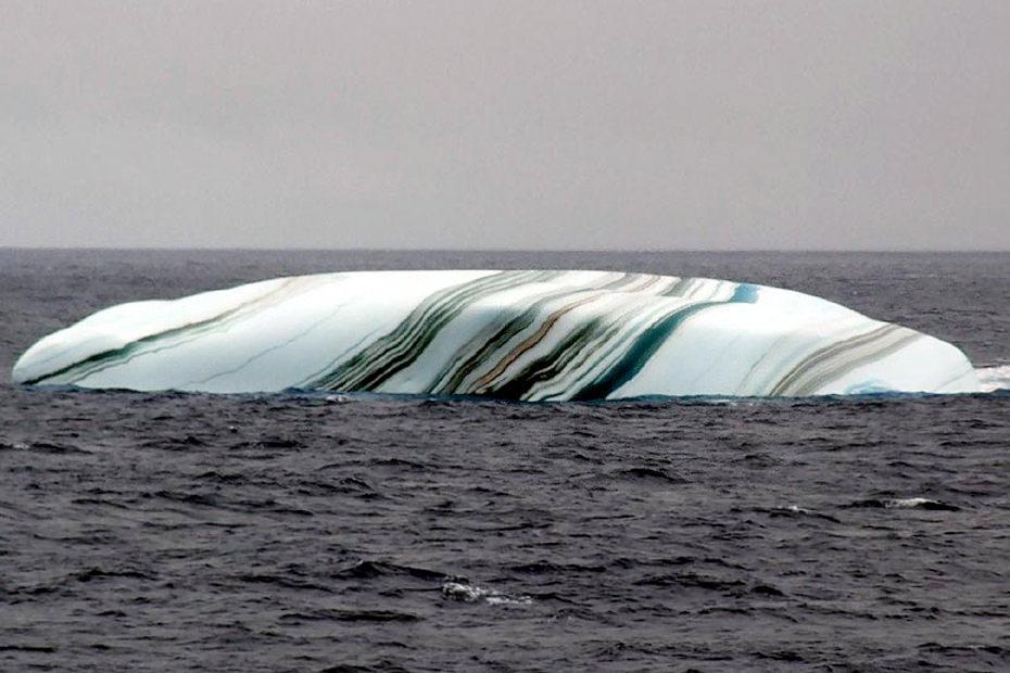 یخ پاره ها راه راه در قطب جنوب