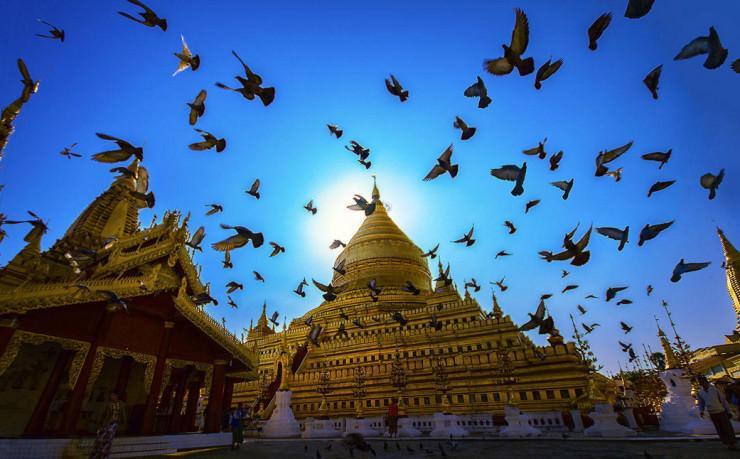 یک شهر زیبای باستانی در میانمار