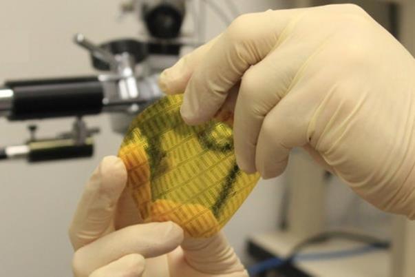 پوست الکترونیک حساس تر از پوست انسان ساخته شد