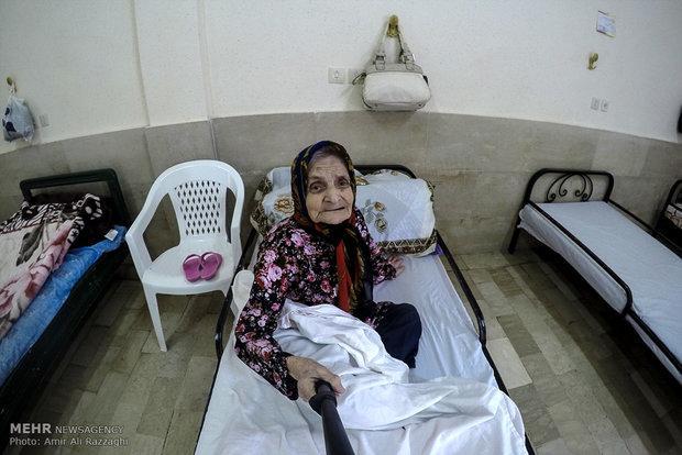 52 درصد تخت های بیمارستانی در اشغال سالمندان است