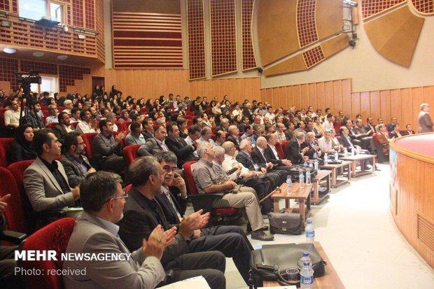 بیست و سومین کنگره گیاه پزشکی ایران در گرگان شروع به کار کرد