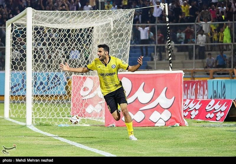 لیگ برتر فوتبال، برتری یک نیمه ای پارس مقابل سپاهان