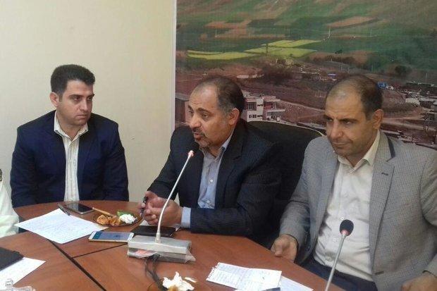 اکثر روستاهای سلسله از نظر آنتن دهی موبایل دچار مشکل هستند