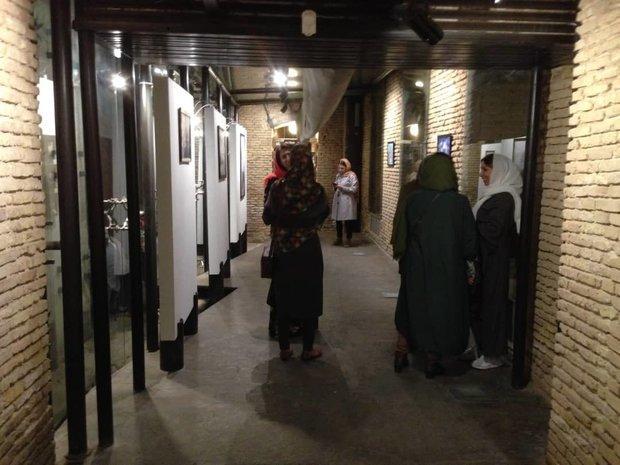 نمایشگاه فتوکلاژ در نگارخانه تار و پود شیراز برپا شد