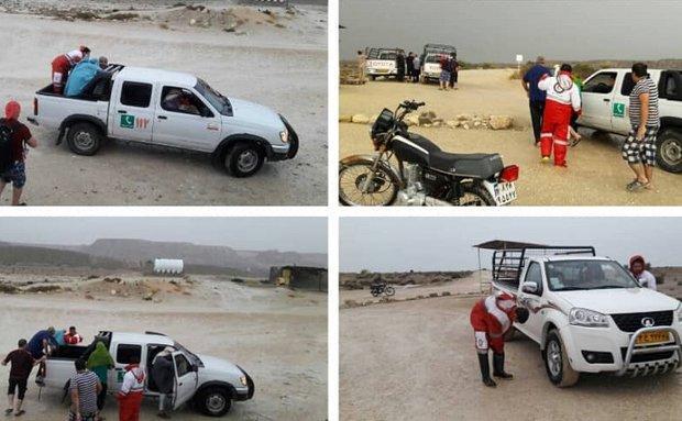 گردشگران یزدی در ساحل عسلویه نجات یافتند
