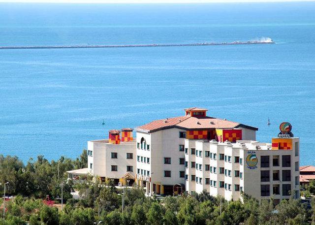 بسیاری از کشورها آرزوی 10 کیلومتر این استان را دارند!