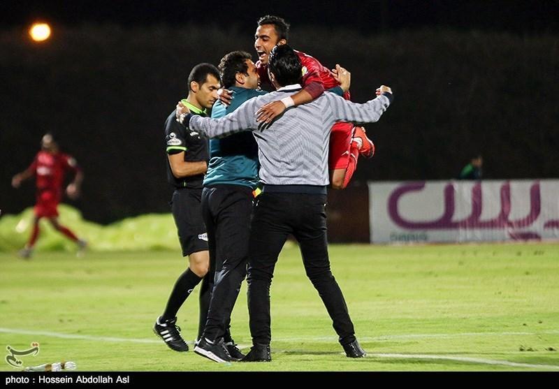 لیگ برتر فوتبال، پیروزی شاگرد بر استاد در تقابل نساجی و پیکان