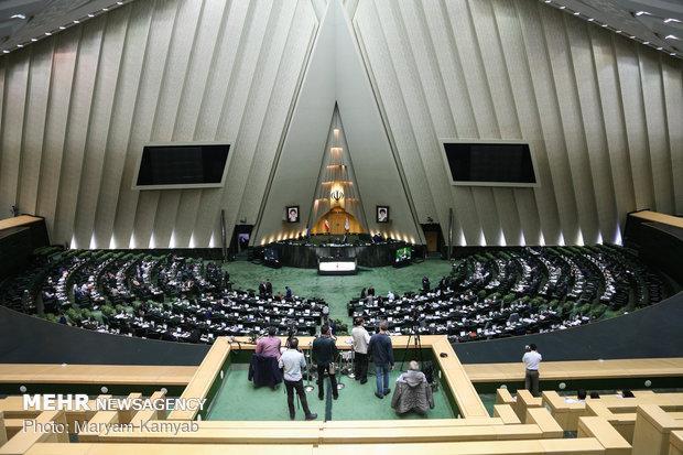 افزایش 20 درصدی حقوق کارکنان دولت کافی نیست افزایش 20 درصدی حقوق کارکنان دولت کافی نیست