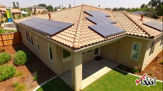 استفاده از سقف های خورشیدی در کالیفرنیا اجباری می گردد ، طرحی که قرار است هزینه های برق را به حداقل برساند