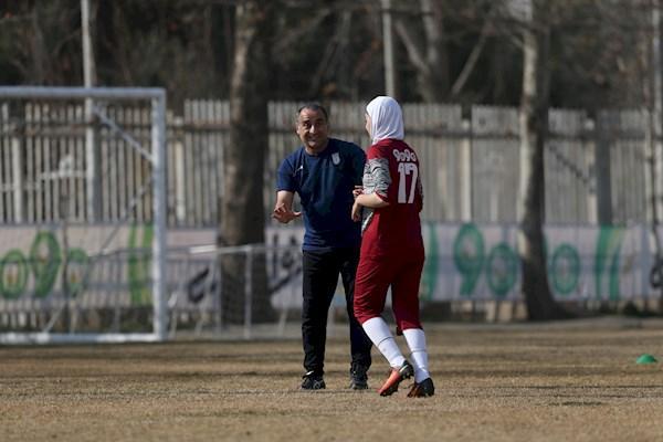 عبدی: سولشر مربی پولدار و مودبی است