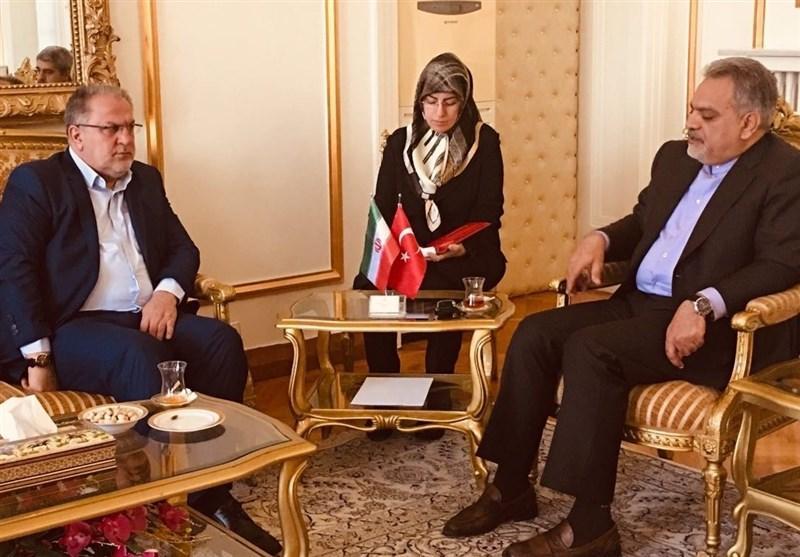 دیدار رئیس پارلمانی دوستی ایران و ترکیه با سفیر کشورمان