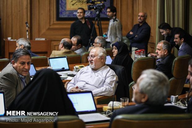 ادامه بررسی لایحه بودجه 98 شهرداری تهران در شورا ادامه آنالیز لایحه بودجه 98 شهرداری تهران در شورا