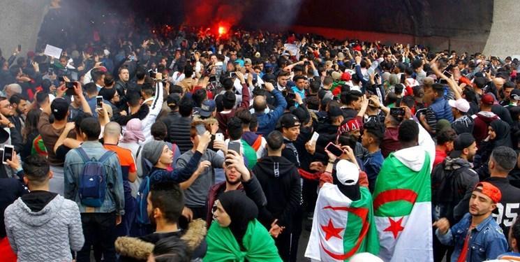 فراخوان برای تظاهرات 20 میلیونی در الجزایر