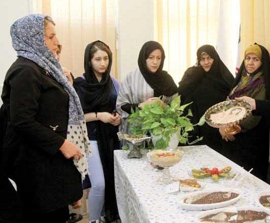 کیک سالگرد عروسی ام سوخت!