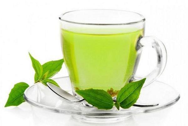 چای سبز به مقابله با چاقی و التهاب یاری می نماید