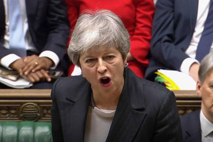 نخست وزیر انگلیس خواهان تعویق برگزیت شد