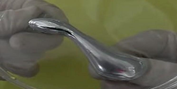 ساخت فلز مایع کشسانی با قابلیت حرکت