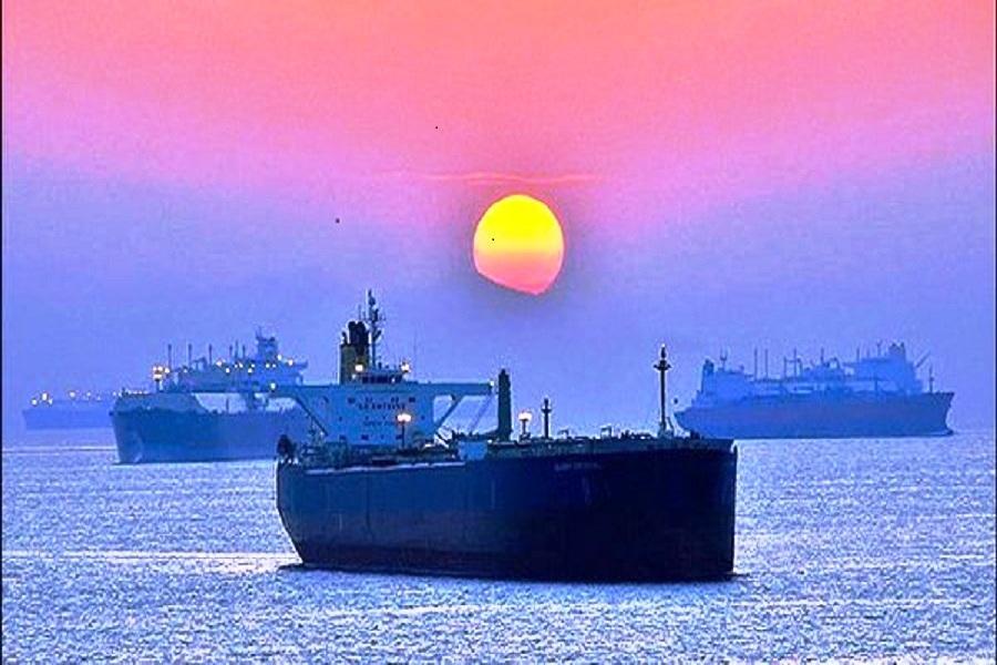 آمریکا معافیت 4 کشور را برای خرید نفت ایران تمدید می نماید