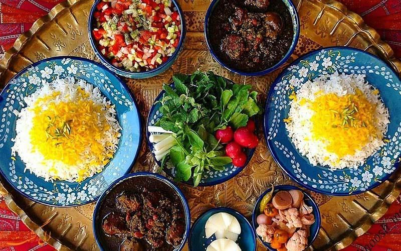 مروری بر تاریخچه غذایی افسانه ای به نام قورمه سبزی!