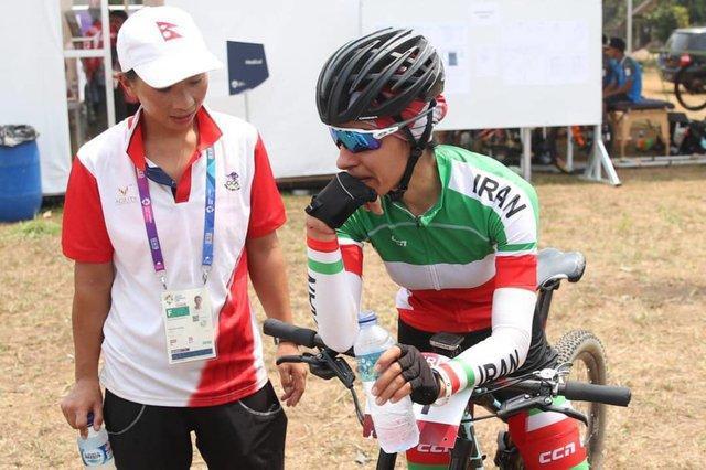 کوشش دختر دوچرخه سوار ایران برای المپیک زیر فشار اقتصادی