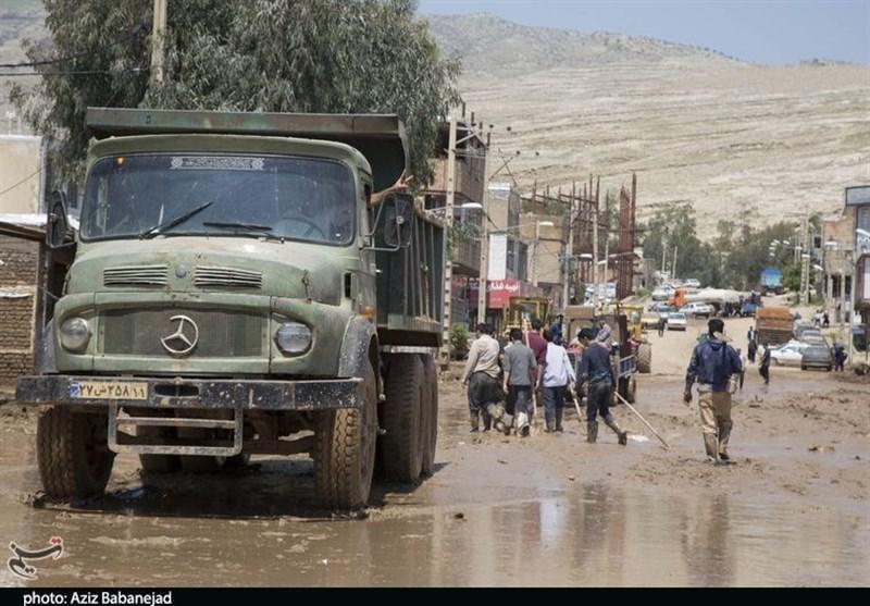 یکدلی همگانی برای یاری به سیل زدگان