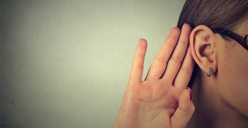 7 دلیل شایع کاهش شنوایی و نشانه هایی که شما را از این خطر باخبر می نمایند