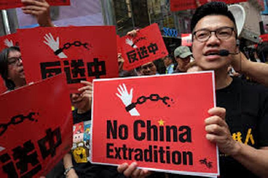 مردم هنگ کنگ در اعتراض به قانون استرداد مجرمان تظاهرات کردند
