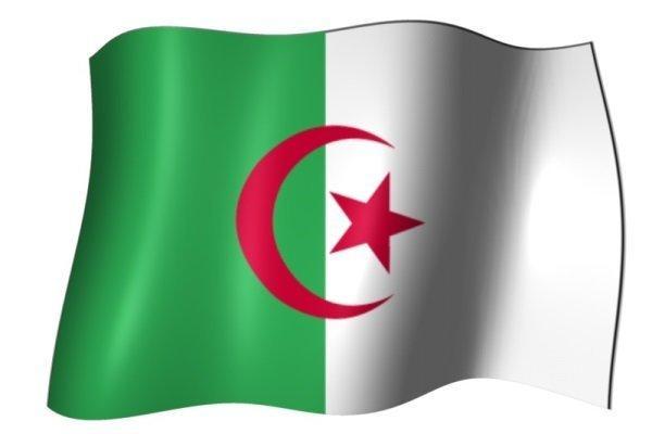 حمله پلیس الجزایر با گاز اشک آور به کارگران