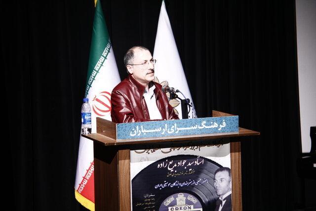 این موسیقی رگ و ریشه ای دارد که با تکنولوژی به آن نمی رسیم