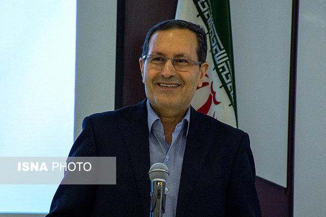 باید وابستگی خود به دولت را به حداقل برسانیم