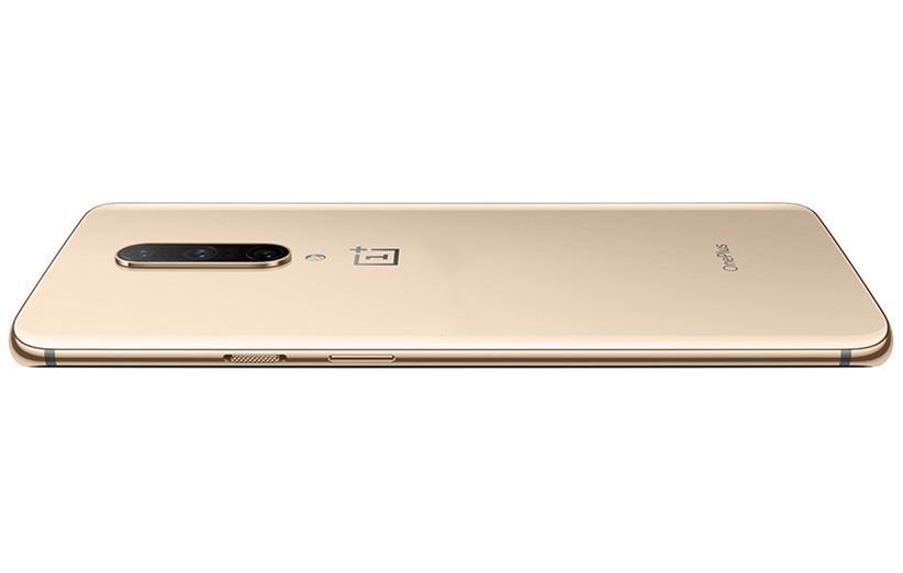 وان پلاس 7 پرو را در تصاویر خبری و در رنگ طلایی ببینید