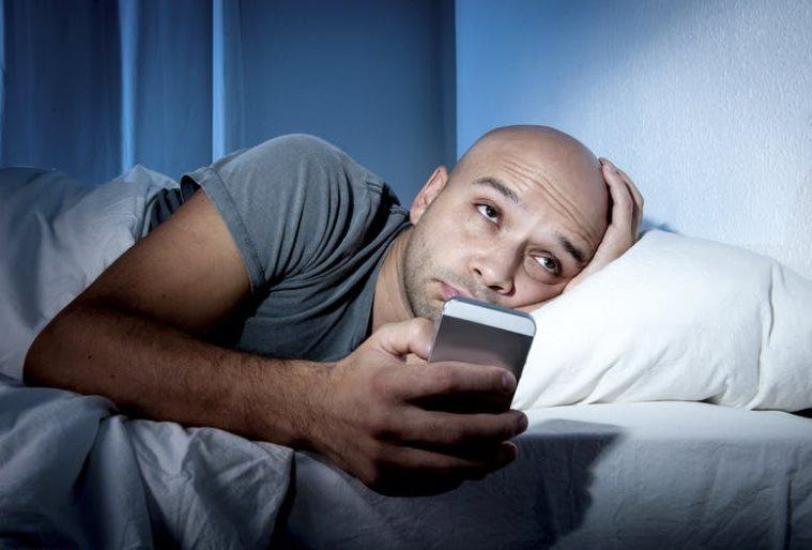 چرا کم خوابی باعث افزایش ریسک بیماری های قلبی می شود؟