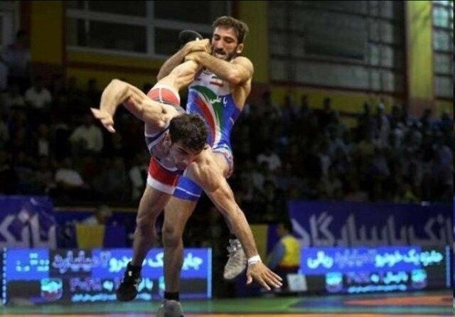 اتفاقی عجیب در کشتی آزاد، تی شرت ورزشی طلای یخکشی را بر باد داد!