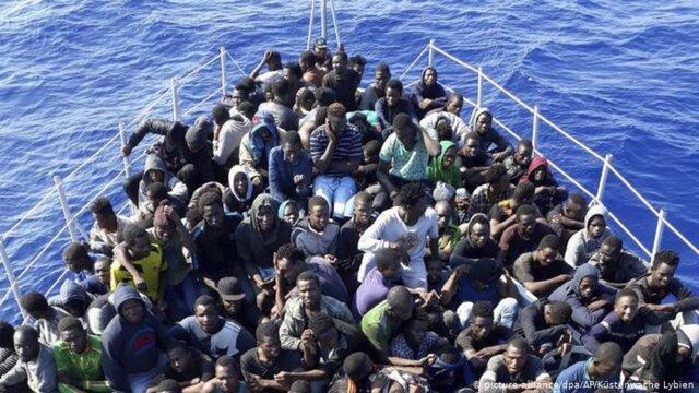 تونس مانع ورود کشتی پناهجویان به بندر جرجیس می گردد