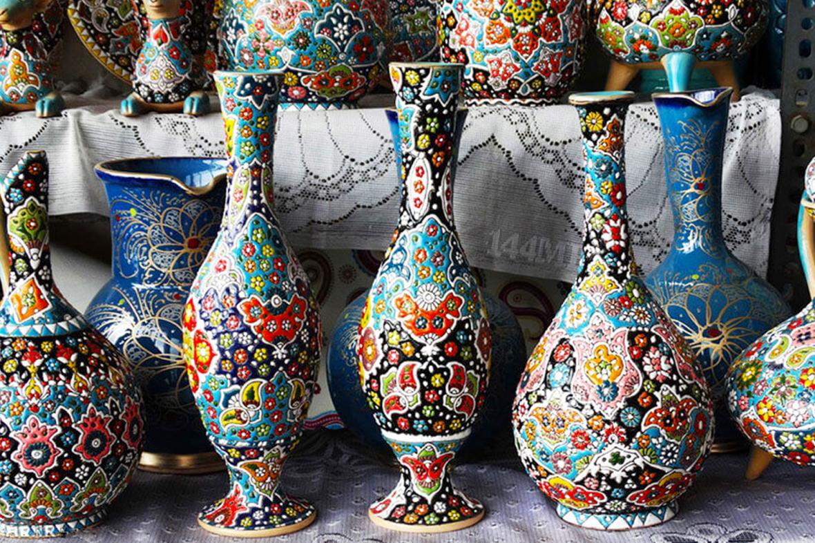 جشنواره و نمایشگاه صنایع دستی در فرهنگ سرای اشراق برگزار جشنواره و نمایشگاه صنایع دستی در فرهنگ سرای اشراق برگزار می گردد