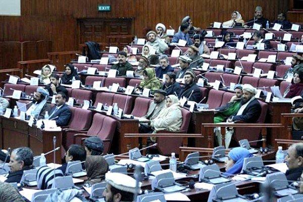 درگیری دوباره بر سر کرسی ریاست مجلس نمایندگان افغانستان
