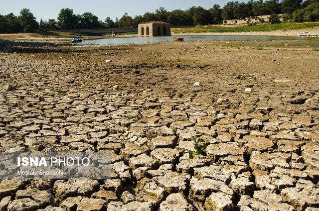 بیلان منفی آب دشت کاشان طی چهار دهه اخیر