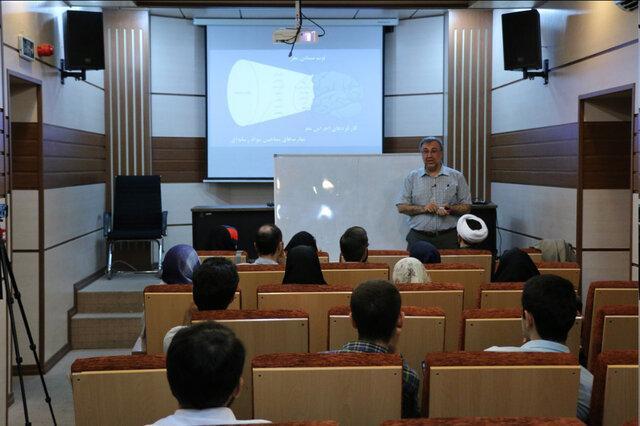 به جای سواد رسانه ای، خرد رسانه ای مورد توجه باشد به جای سواد رسانه ای، خرد رسانه ای مورد توجه باشد