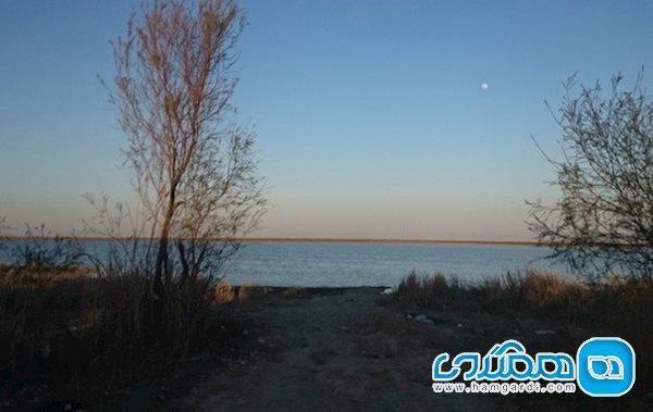 دریاچه ای به نام سیب