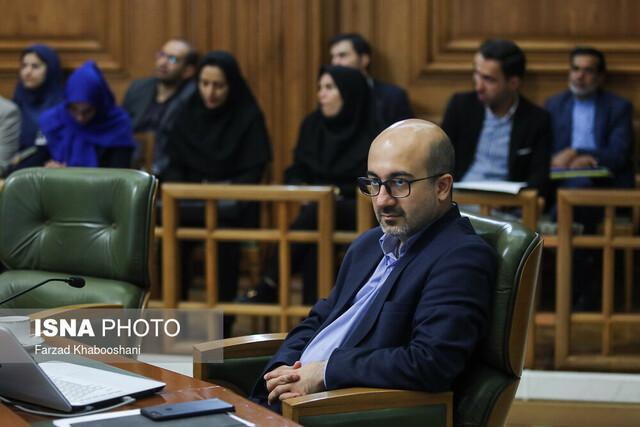 ساخت مجتمع تجاری بلندمرتبه در 90 متری دریاچه چیتگر!