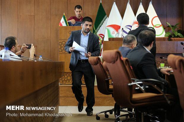 پایان رسمی دوران خادم و ورود مدیر عملیاتی برای یک آزمون خاتمه رسمی دوران خادم و ورود مدیر عملیاتی برای یک آزمون بزرگ