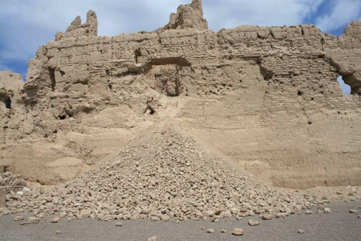 نارین قلعه در شهرستان نایین مرمت می گردد