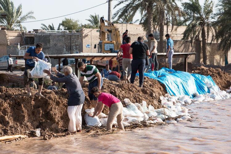 سیل بندها کابوس سیل می بینند