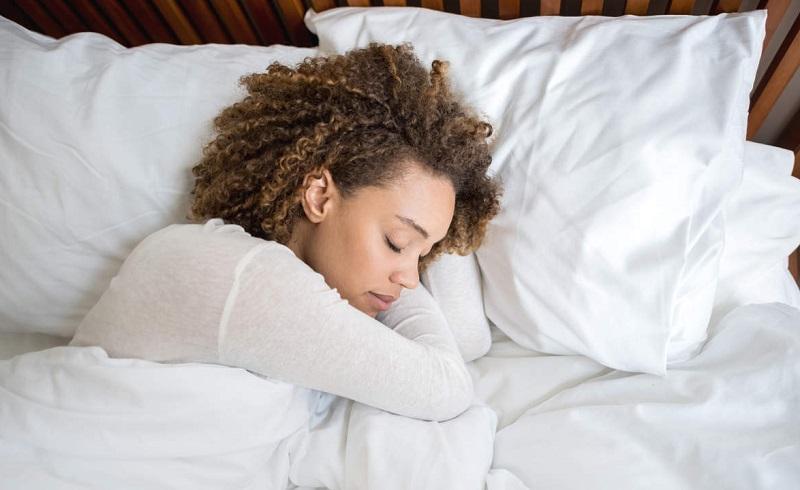 چگونه در گرمای شدید راحت بخوابیم؟