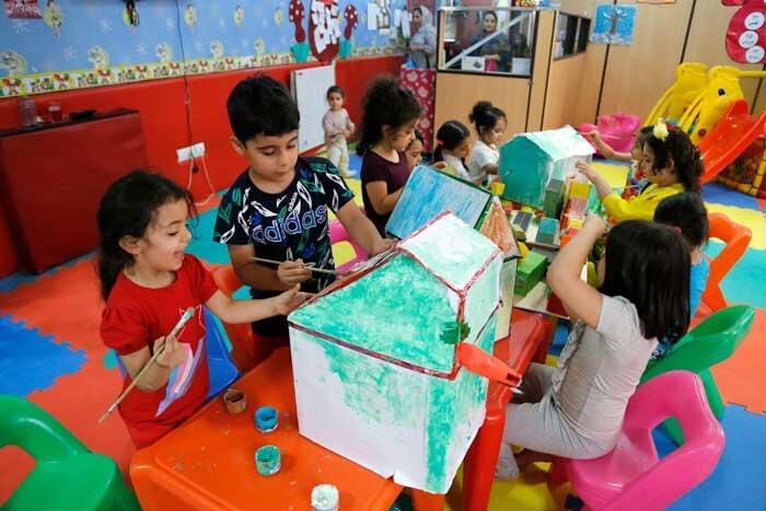 همه رنگ های محله من