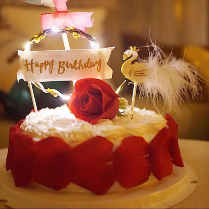 25 نمونه رومانتیک برای تزیین میز تولد همسر