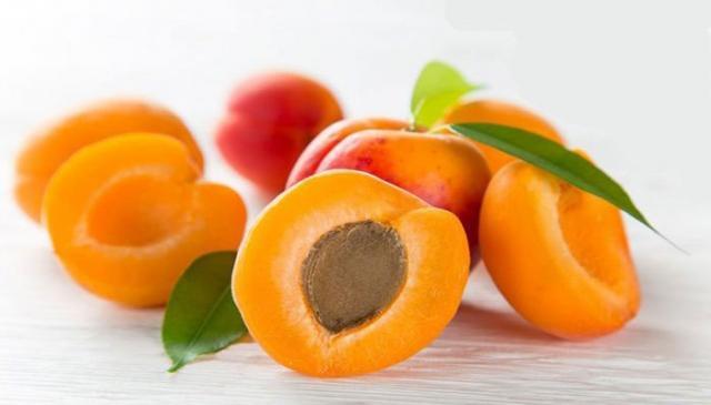 فرق قیسی و زردآلو در چیست؟