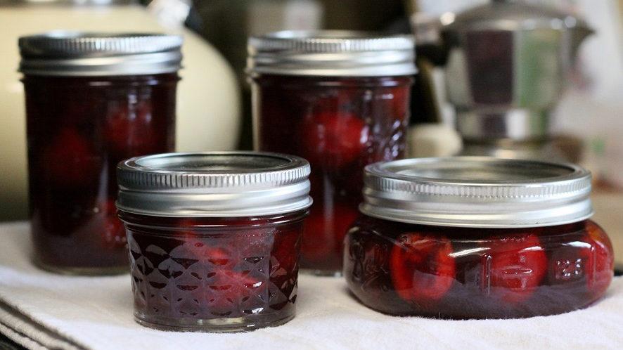 سریع ترین روش تهیه ترشی گیلاس به دو روش