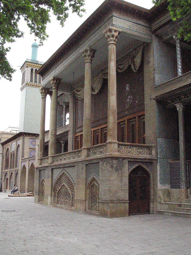 عمارت بادگیر کاخ گلستان به جا مانده از دوره قاجار