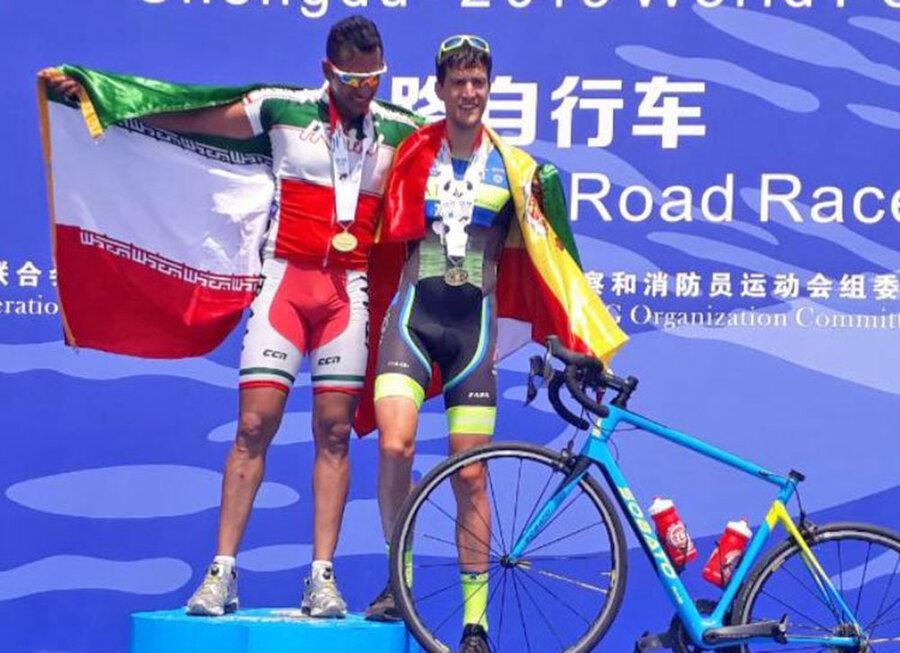 مدال طلای حاجیان در جام جهانی دوچرخه سواری آتش نشانان
